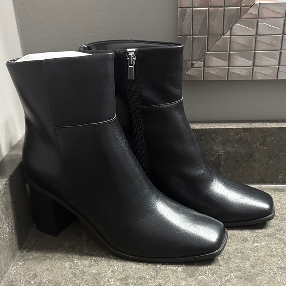Black Leather Ankle Boots - Picture 2 of 13